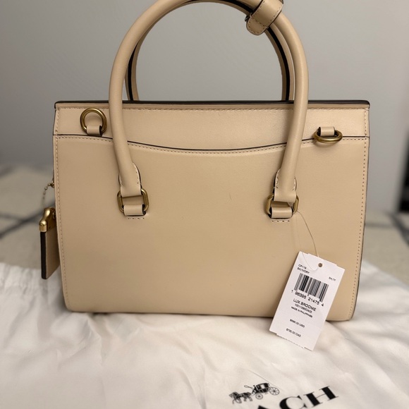 Coach Broome Carryall Bag in Brass/Ivory with Gold Hardware New with tags - Picture 11 of 15